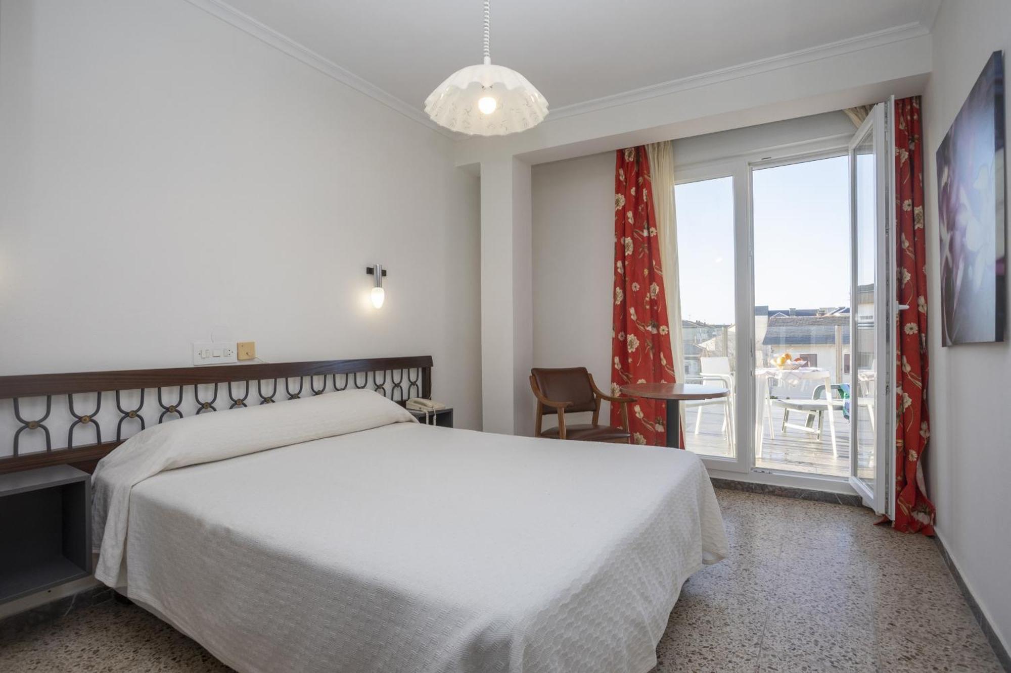 Hotel La Ruta Тапиа де Касариего Екстериор снимка