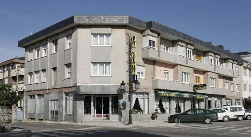 Hotel La Ruta Тапиа де Касариего Екстериор снимка